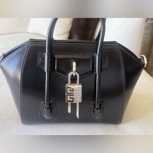 Givenchy Antigona bag